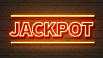 LUCKIA JACKPOT PULA
